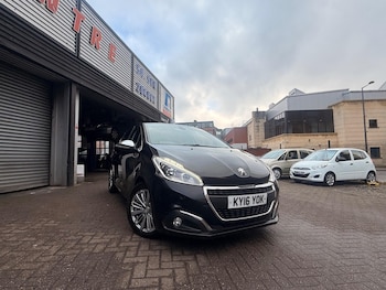 Used Peugeot 208 2016 for sale - 78609560: Photo