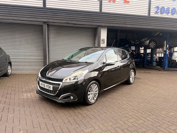 Used Peugeot 208 2016 for sale - 78609560: Photo