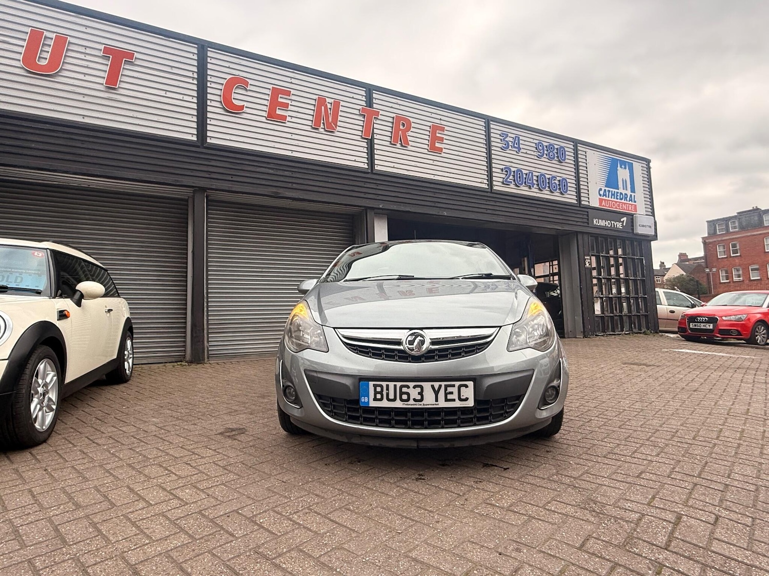 Used Vauxhall Corsa 2013 for sale - 76550286: Photo 2