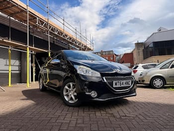 Used Peugeot 208 2014 for sale - 79690798: Photo