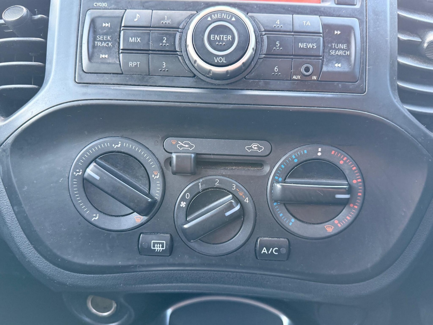 Used Nissan Juke 2013 for sale - 76440661: Photo 15