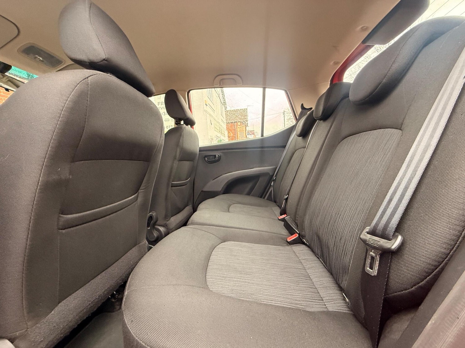 Used Hyundai i10 2012 for sale - 77575238: Photo 12