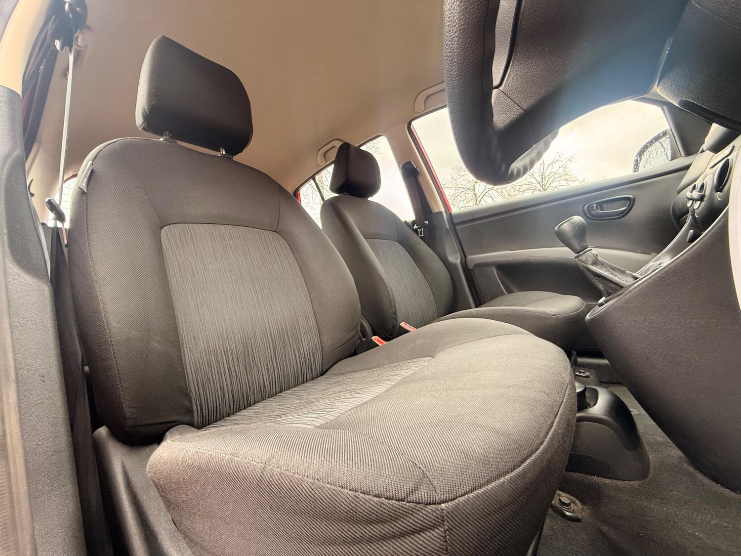 Used Hyundai i10 2012 for sale - 77575238: Photo 9