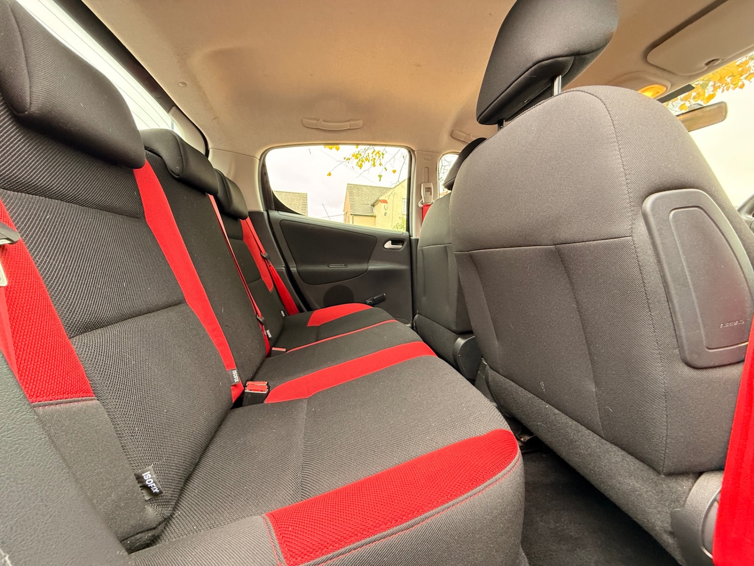 Used Peugeot 207 2010 for sale - 76275053: Photo 10