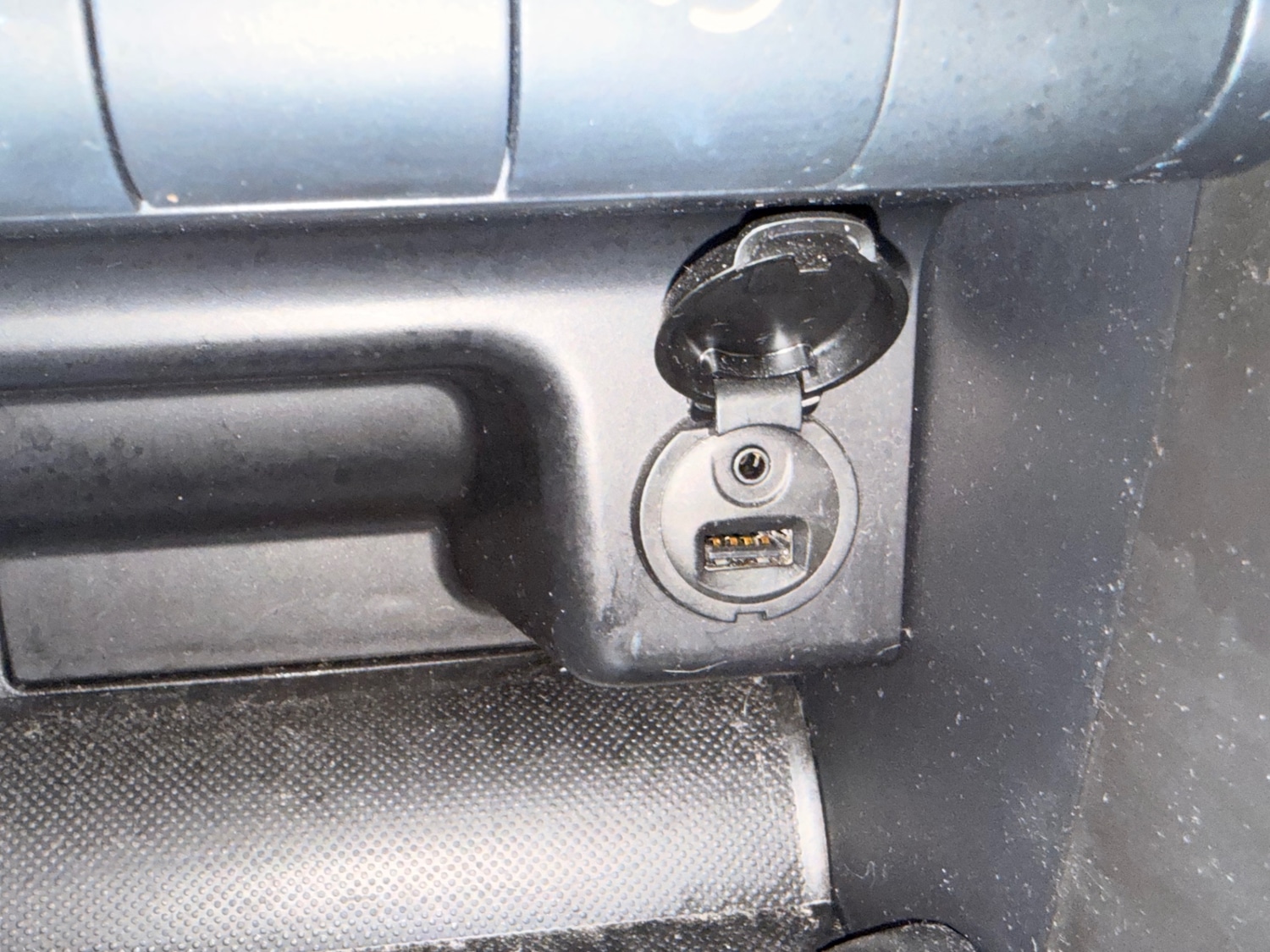 Used Peugeot 207 2010 for sale - 76275053: Photo 14