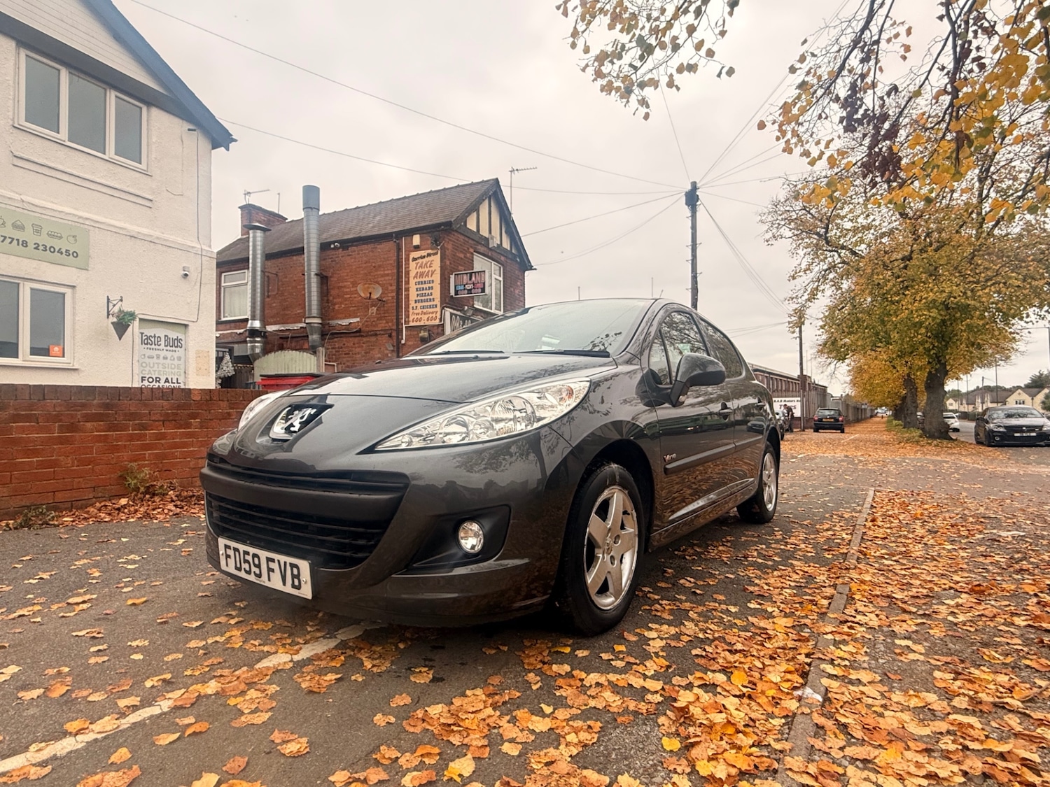 Used Peugeot 207 2010 for sale - 76275053: Photo 3