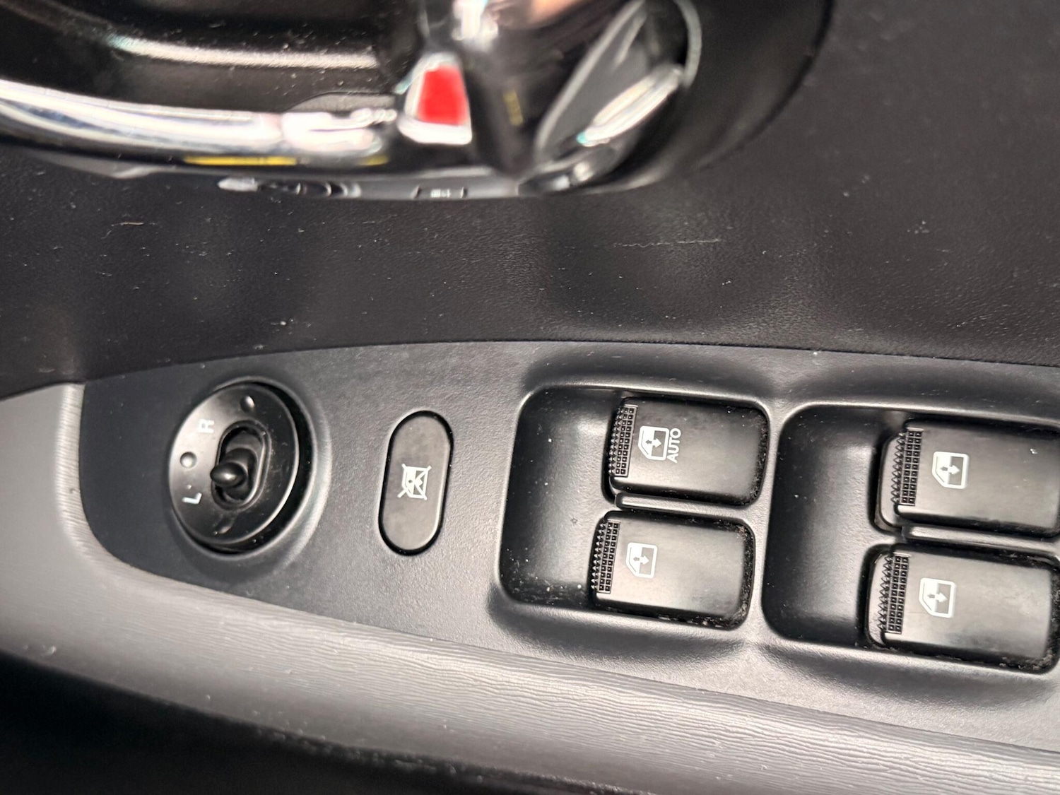 Used Hyundai i10 2011 for sale - 76472771: Photo 24