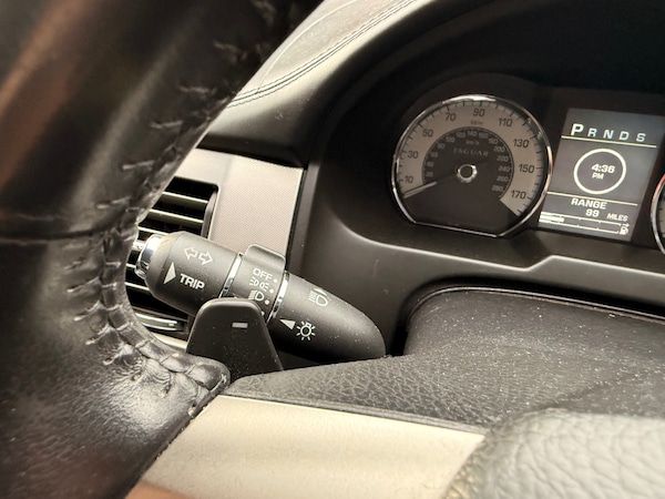 Used Jaguar XF 2009 for sale - 76130976: Photo 24