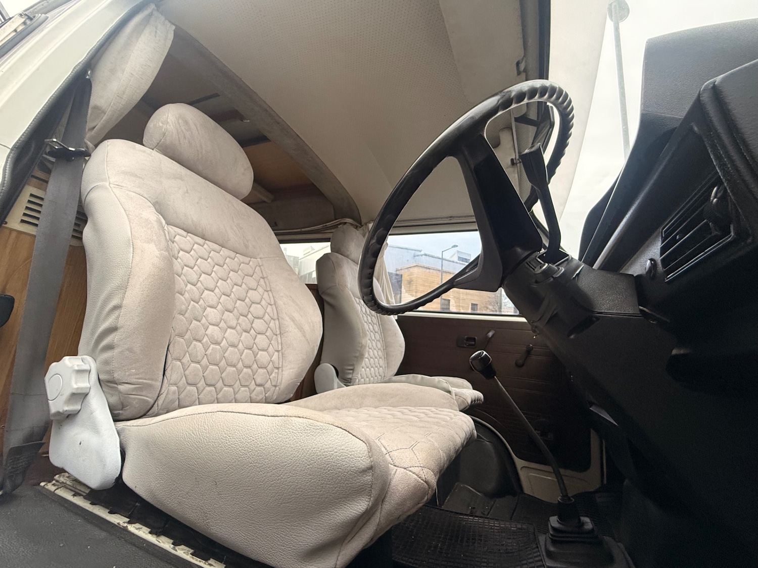 Used Volkswagen Transporter 1987 for sale - 76957135: Photo 10