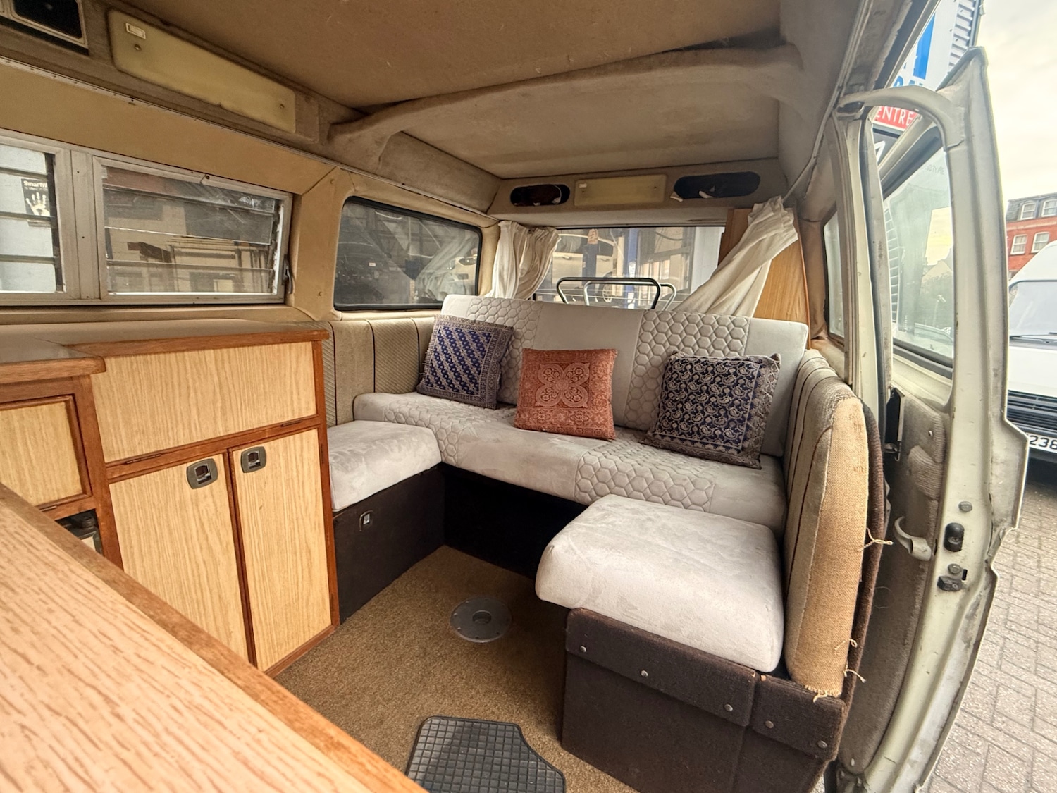 Used Volkswagen Transporter 1987 for sale - 76957135: Photo 11