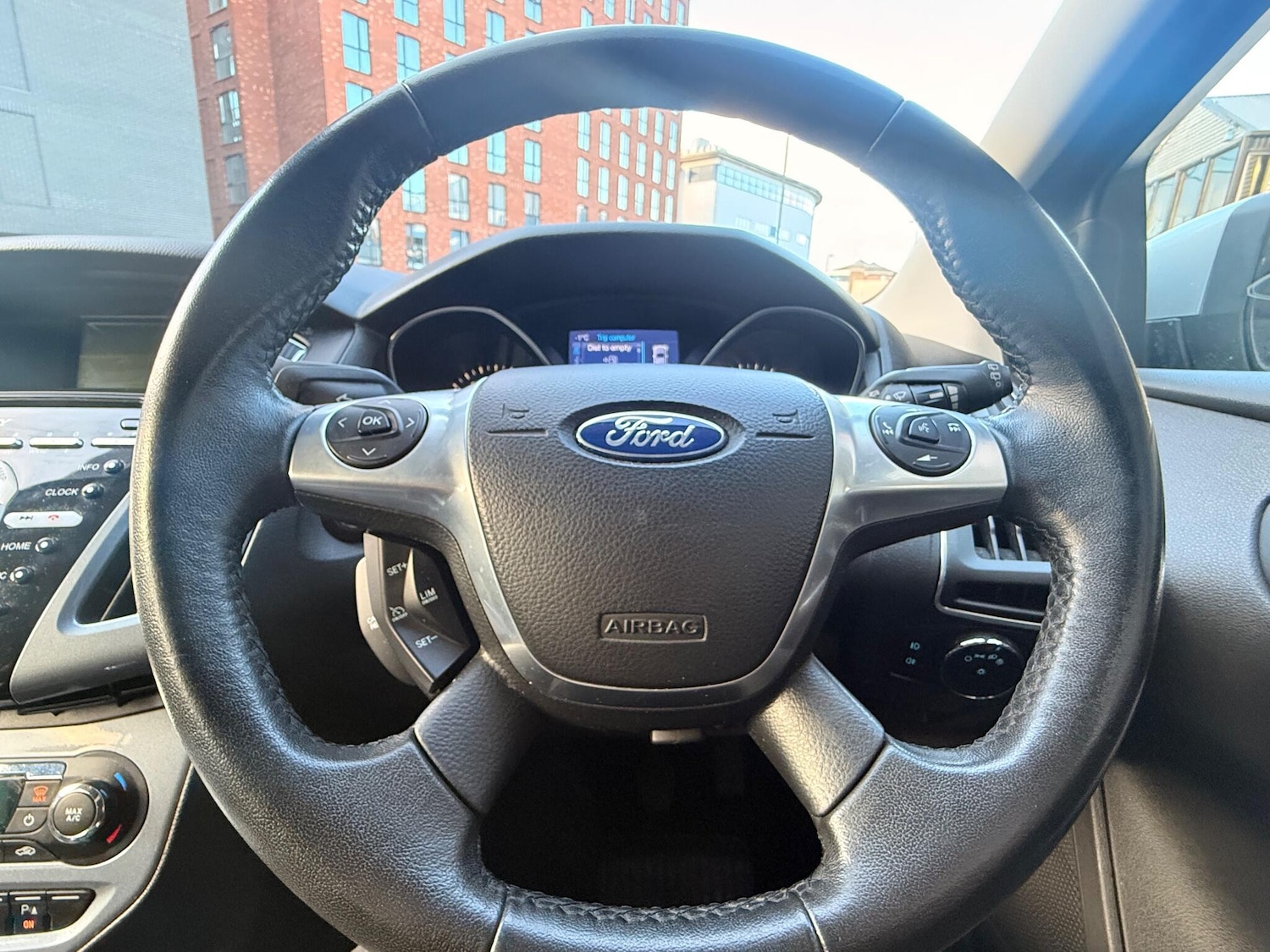 Used Ford Focus 2014 for sale - 77163167: Photo 18