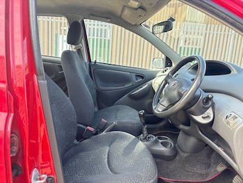 Used Toyota Yaris 2005 for sale - 77730915: Photo