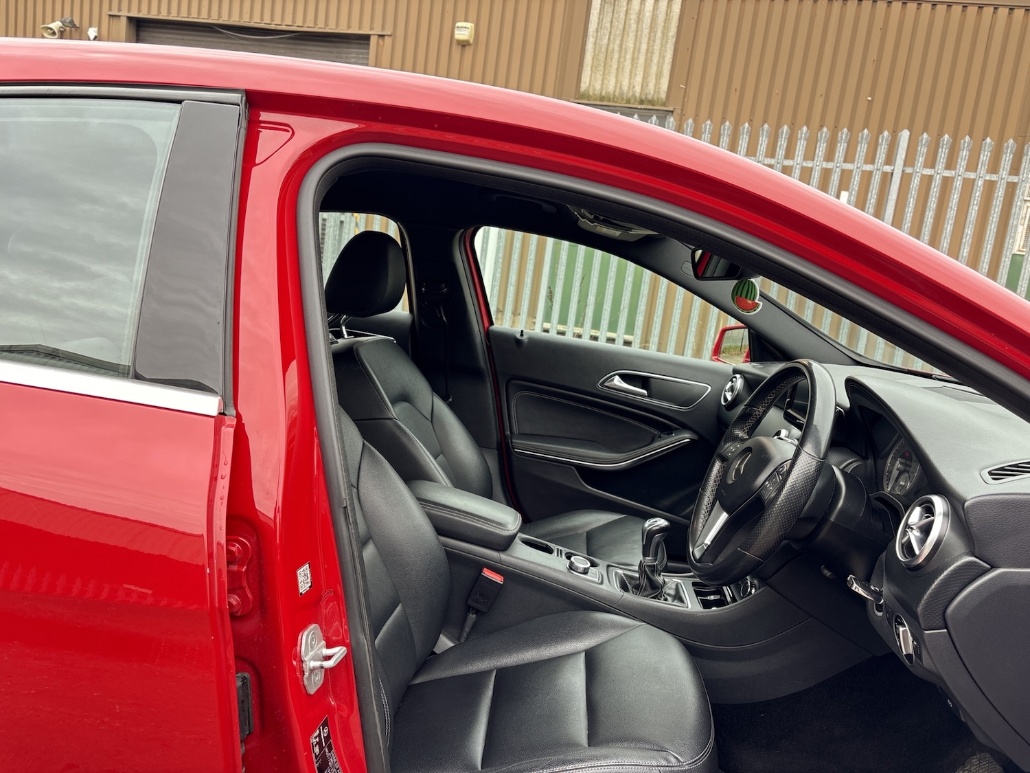 Used Mercedes-Benz A-Class 2015 for sale - 77984812: Photo 5