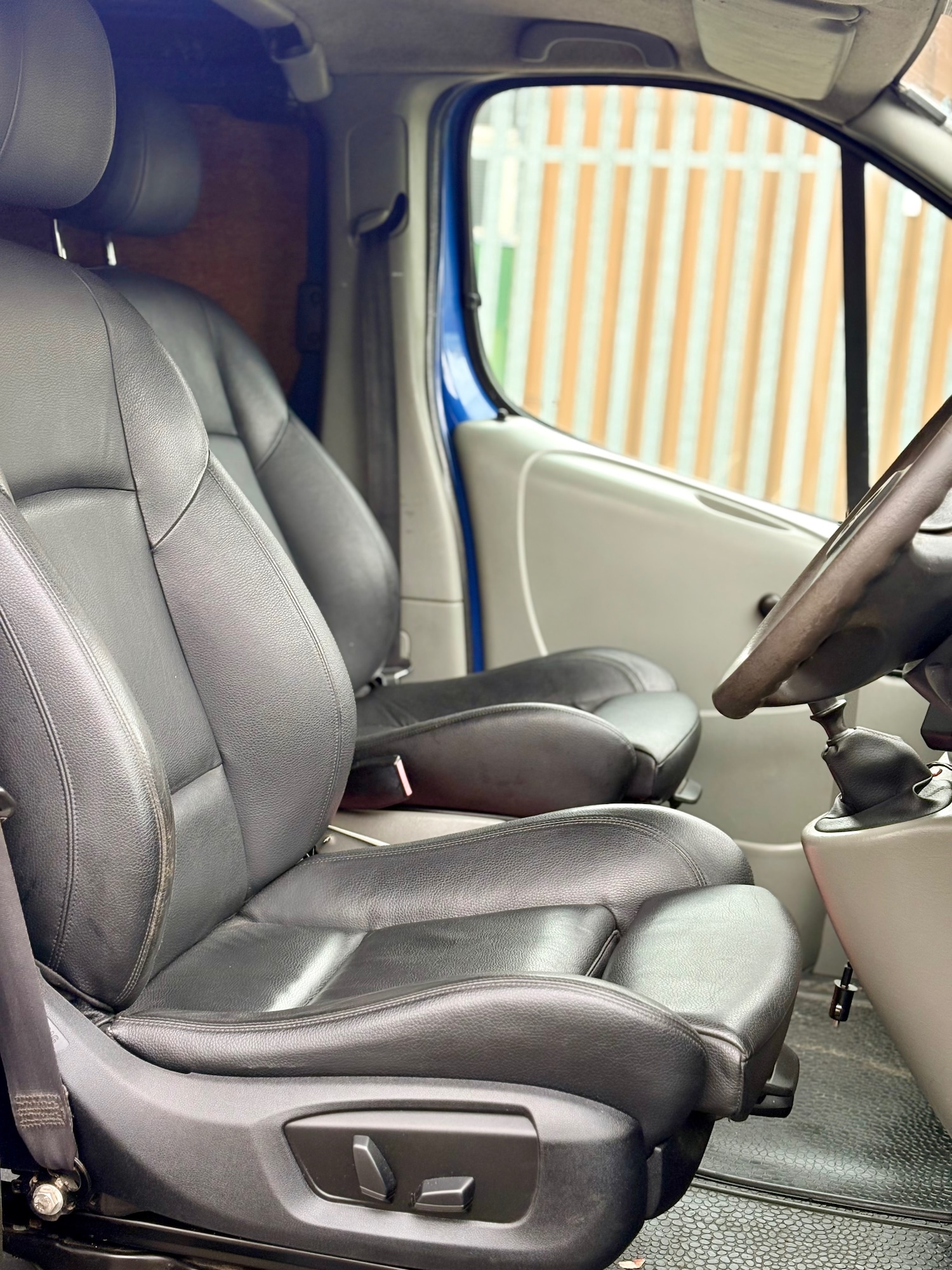 Used Vauxhall Vivaro 2004 for sale - 78145949: Photo 7