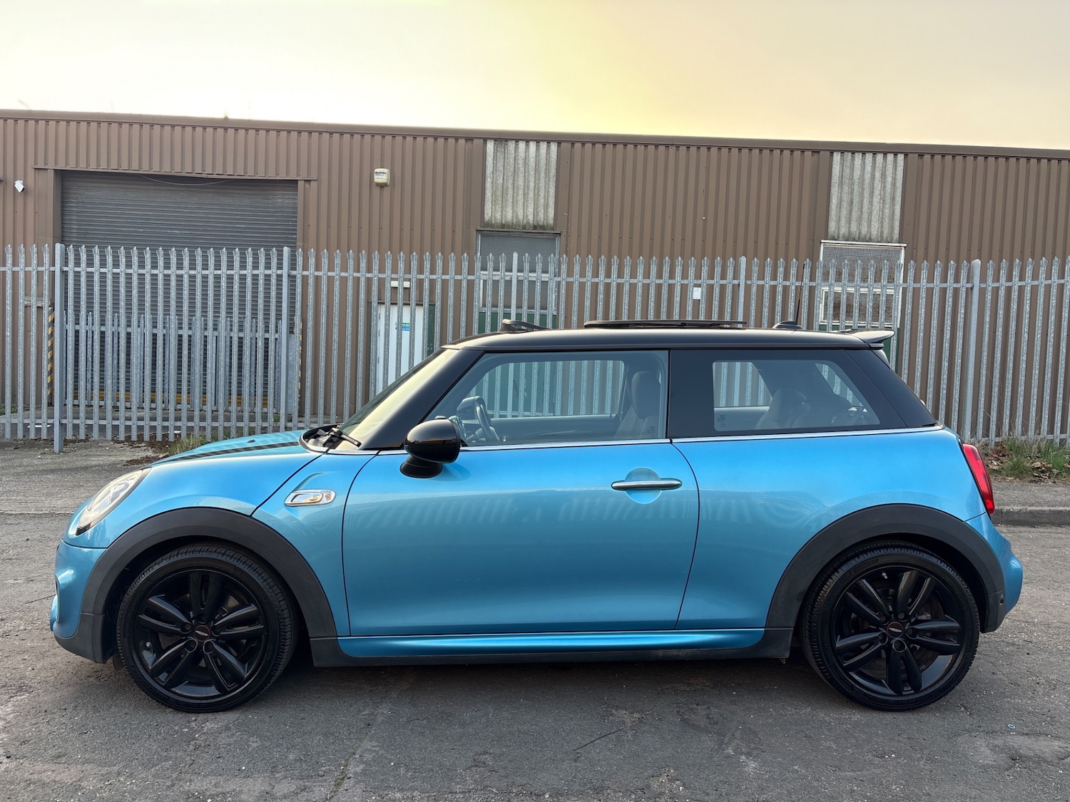 Used MINI Hatch 2017 for sale - 77975731: Photo 12