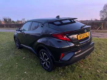 Used Toyota C-HR 2022 for sale - 73114117: Photo