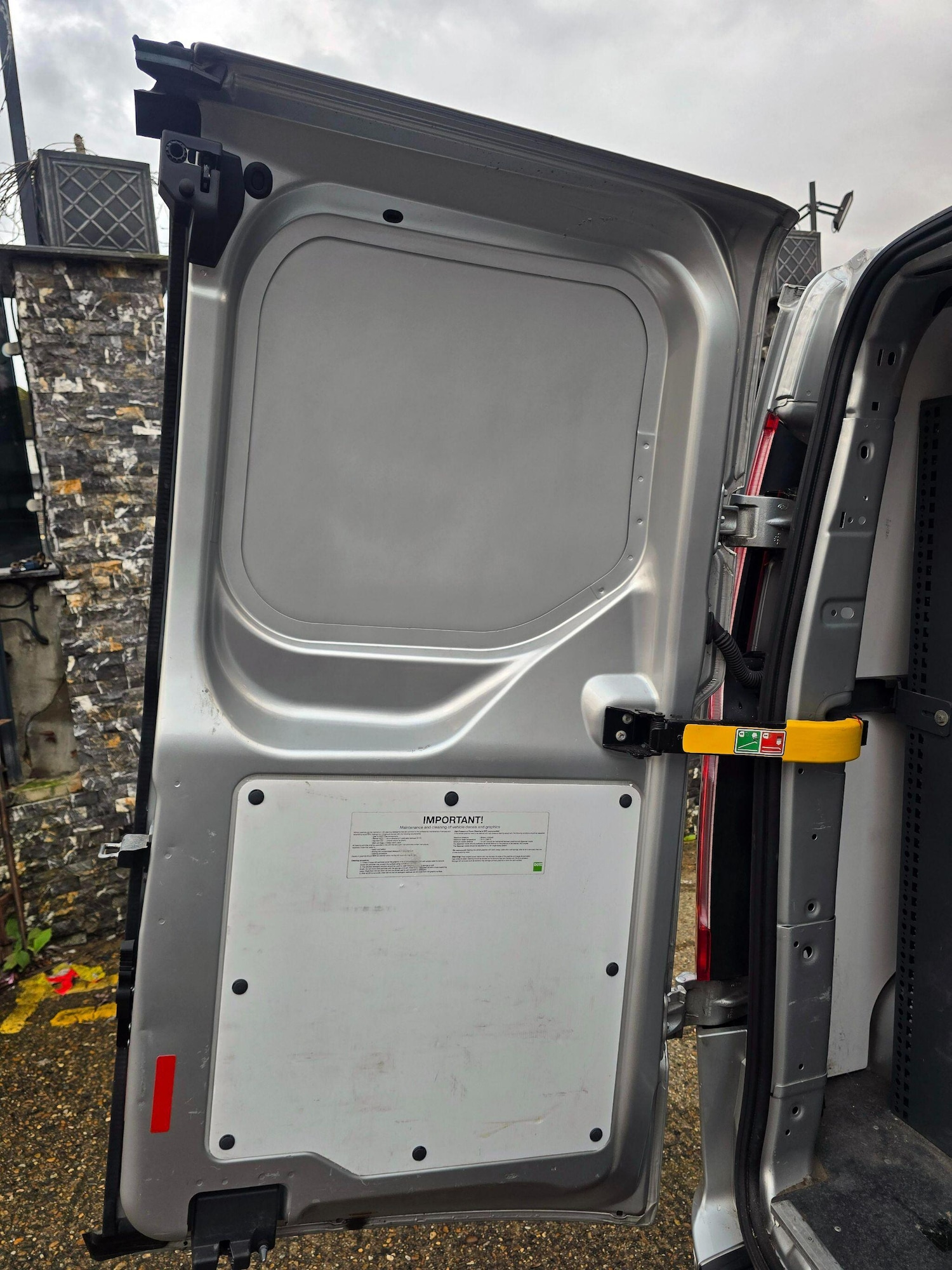 Used Ford Transit Custom 2020 for sale - 77625607: Photo 33