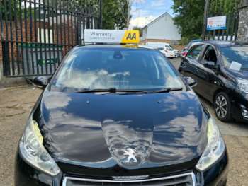 Used Peugeot 208 2014 for sale - 75318840: Photo