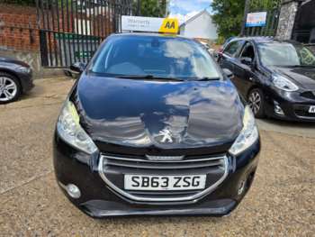 Used Peugeot 208 2014 for sale - 75318840: Photo