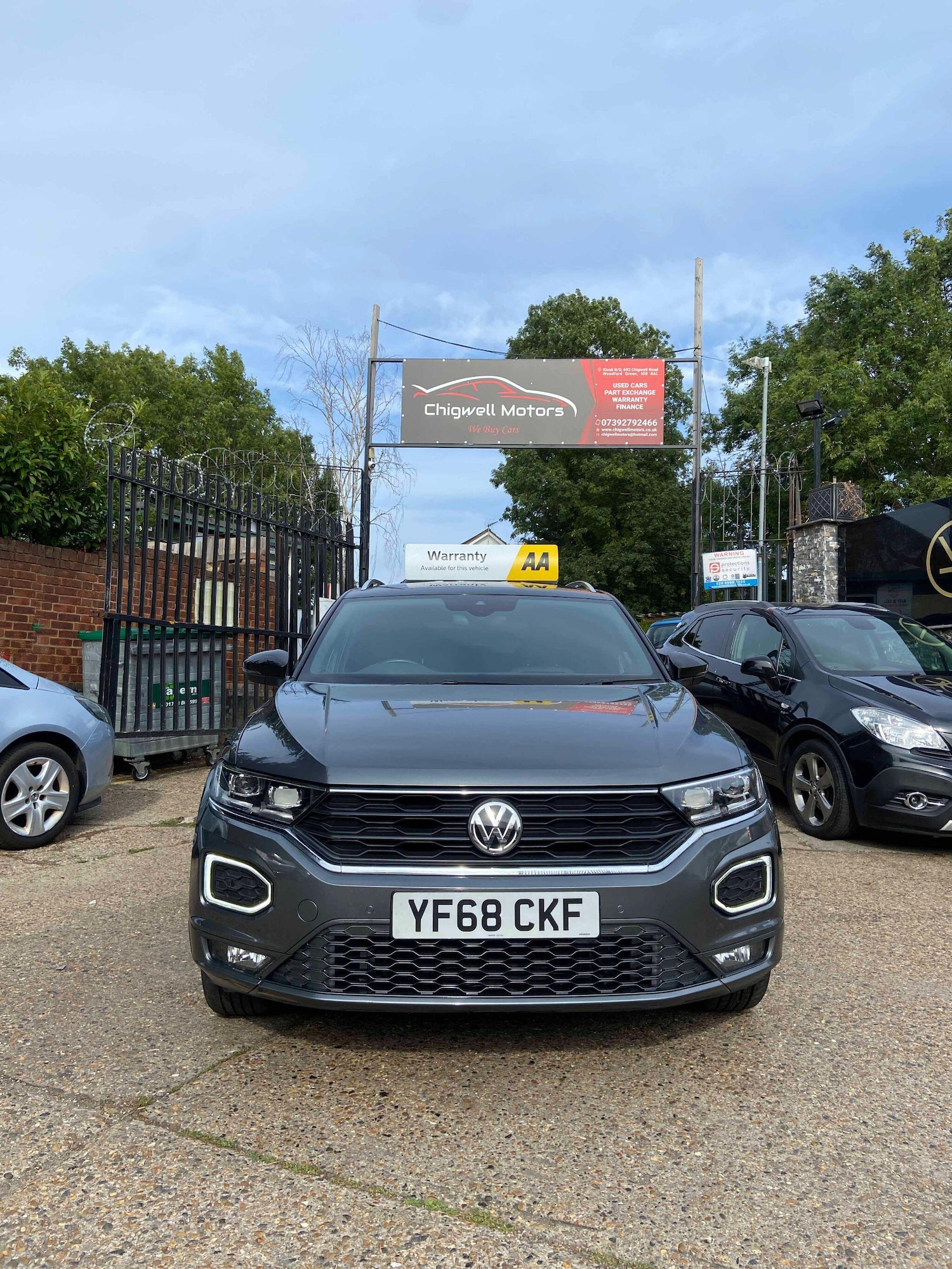 Used Volkswagen T-Roc 2019 for sale - 76227785: Photo 1