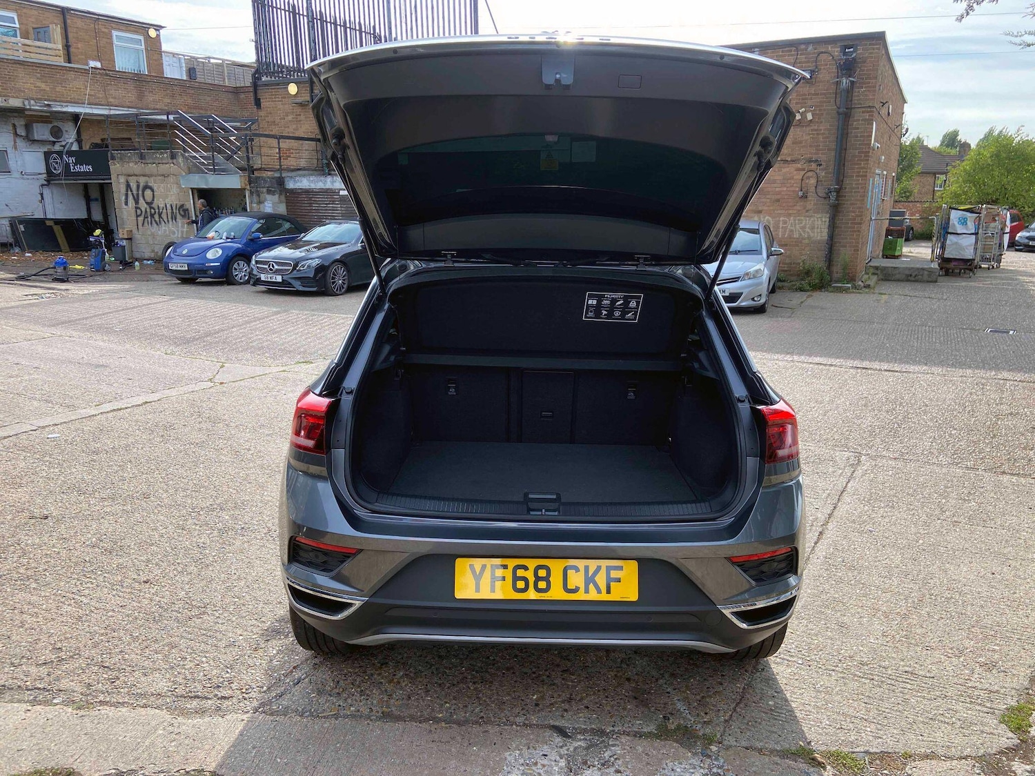 Used Volkswagen T-Roc 2019 for sale - 76227785: Photo 11