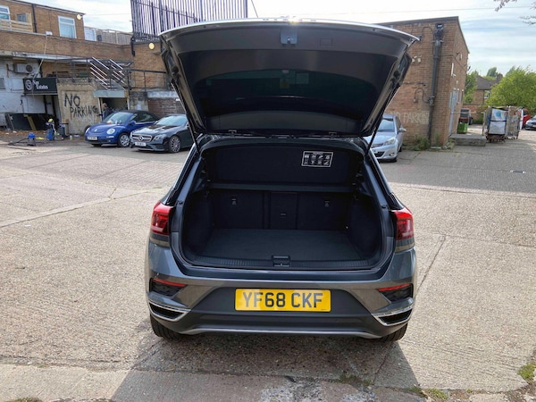 Used Volkswagen T-Roc 2019 for sale - 76227785: Photo 11