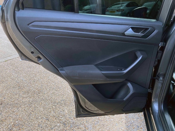 Used Volkswagen T-Roc 2019 for sale - 76227785: Photo 14