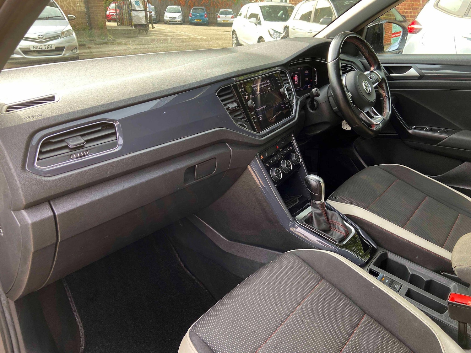 Used Volkswagen T-Roc 2019 for sale - 76227785: Photo 21