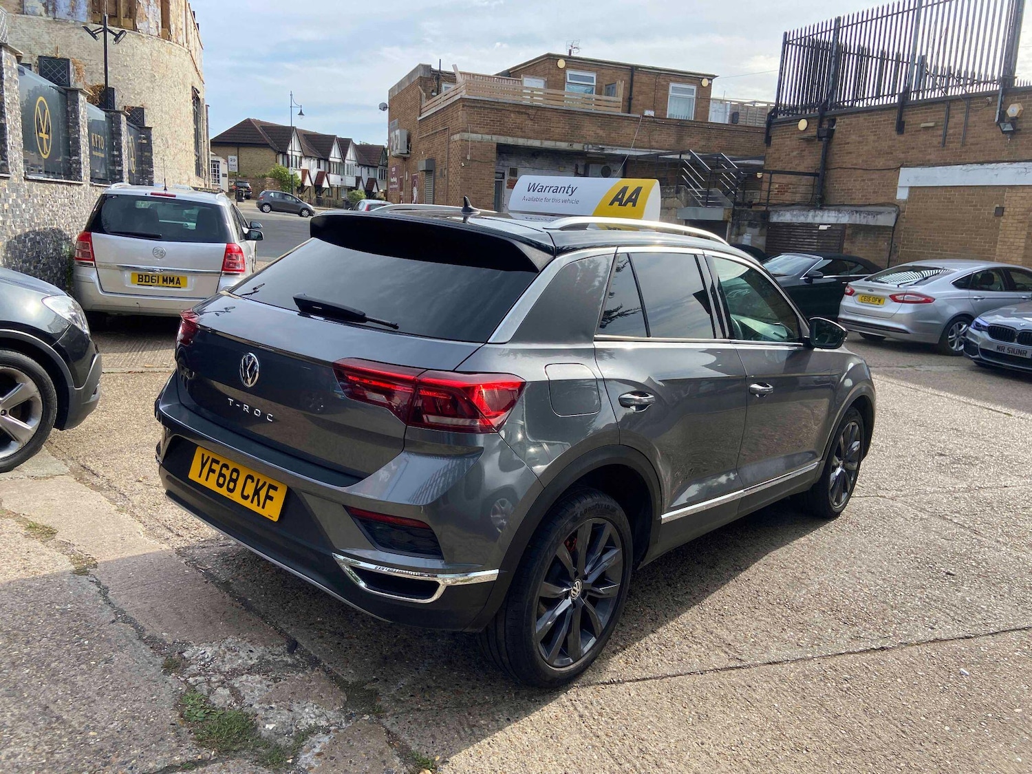 Used Volkswagen T-Roc 2019 for sale - 76227785: Photo 8