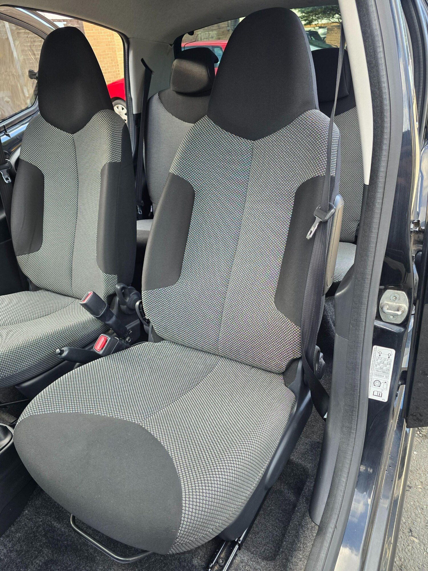 Used Toyota AYGO 2013 for sale - 77839693: Photo 20