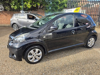 Used Toyota AYGO 2013 for sale - 77839693: Photo