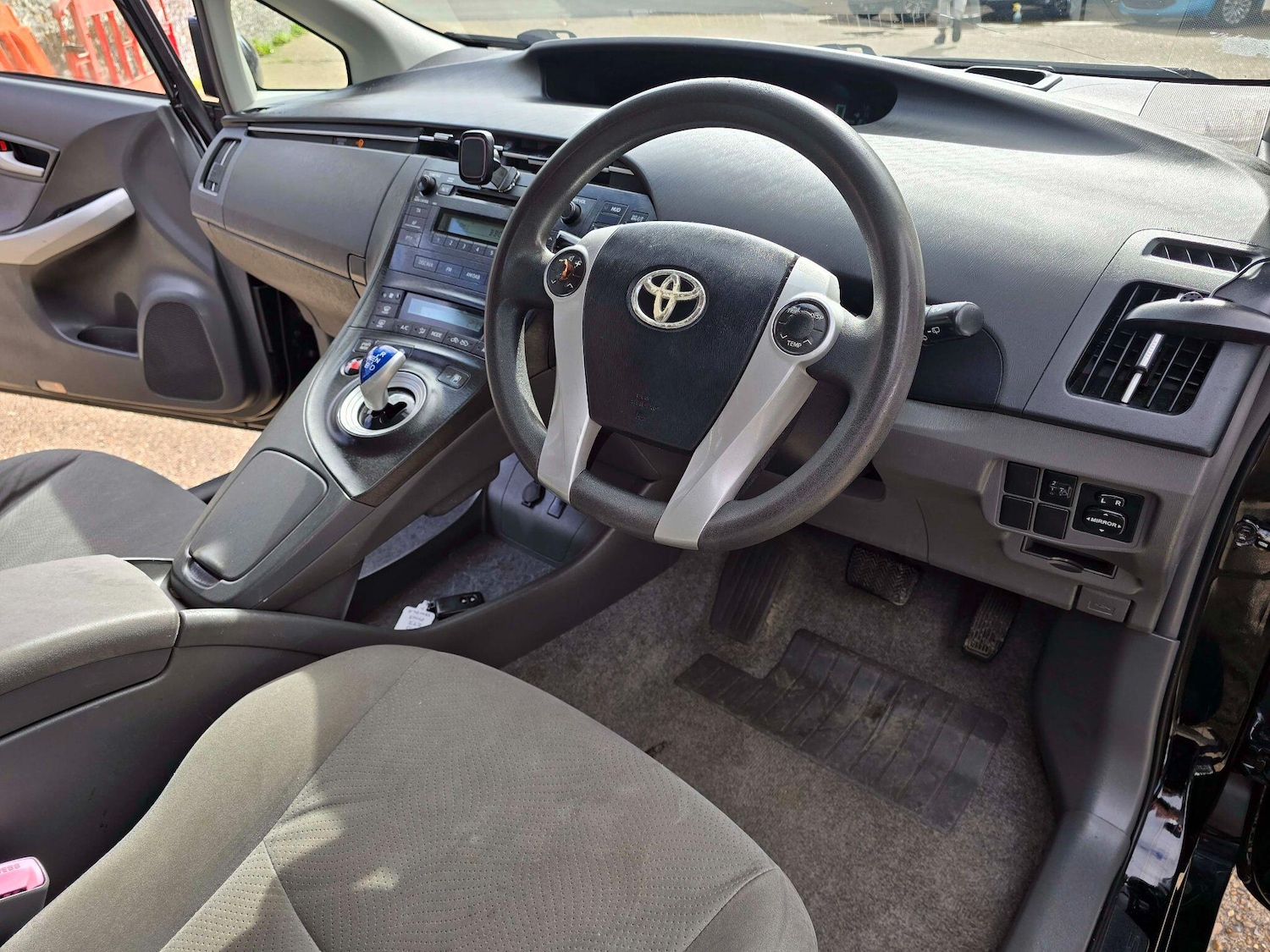 Used Toyota Prius 2010 for sale - 78072520: Photo 13