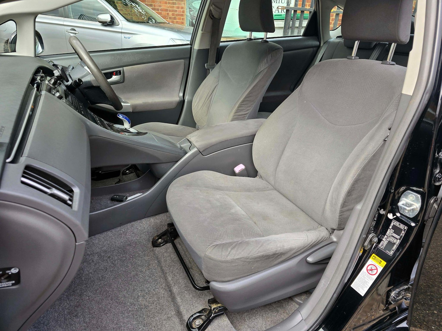 Used Toyota Prius 2010 for sale - 78072520: Photo 22