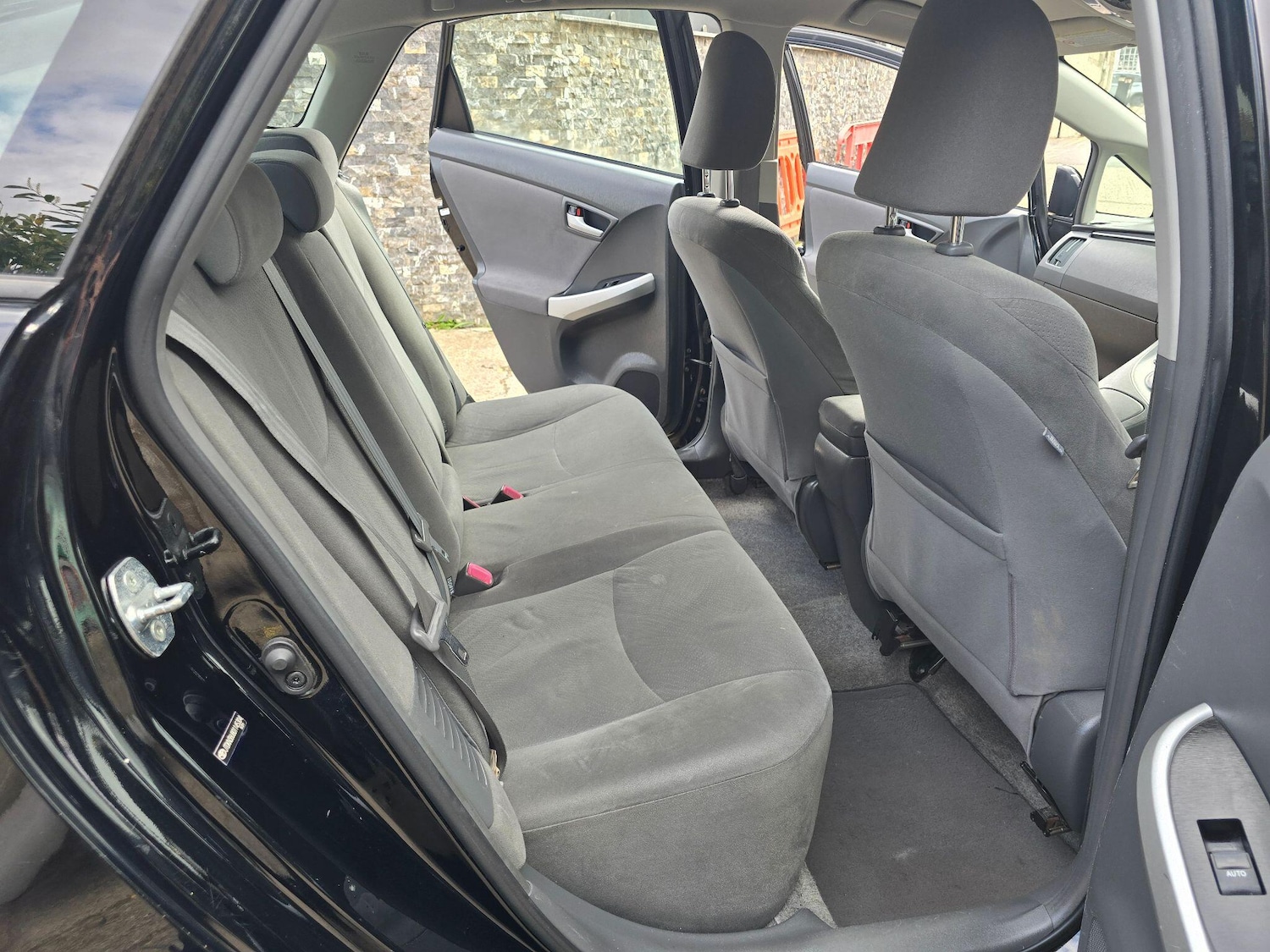 Used Toyota Prius 2010 for sale - 78072520: Photo 24