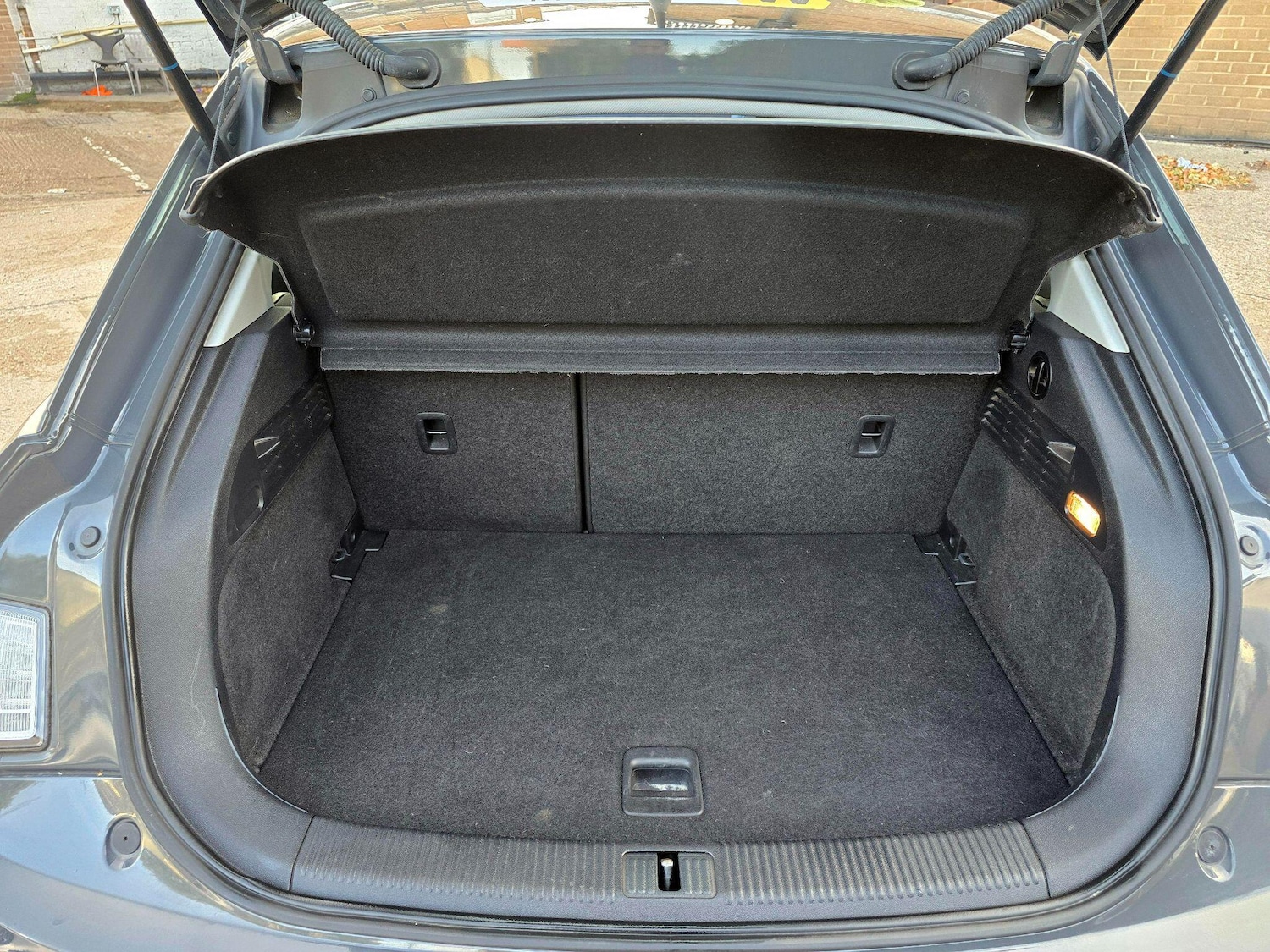 Vehicle 33