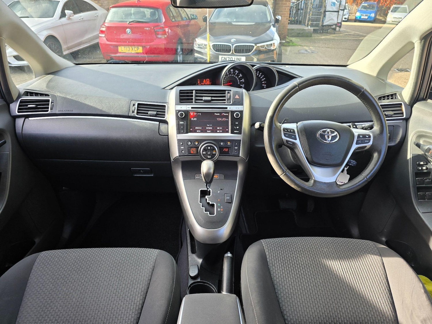 Used Toyota Verso 2013 for sale - 77315081: Photo 18