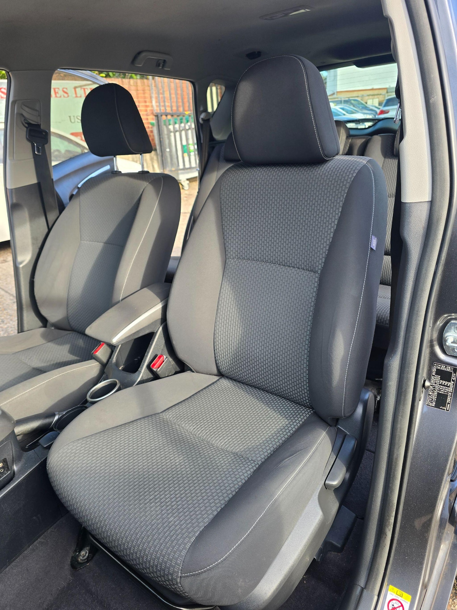 Used Toyota Verso 2013 for sale - 77315081: Photo 24