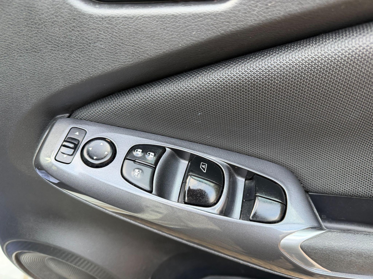 Used Nissan Juke for sale - 77538117: Photo 16