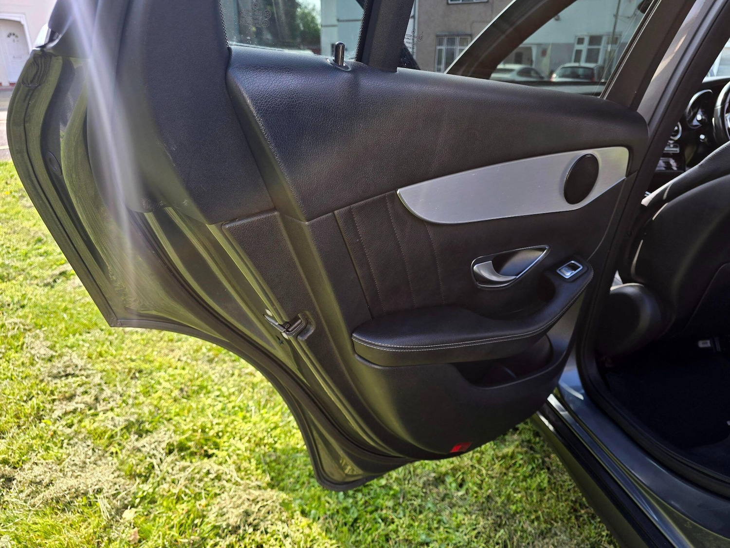 Used Mercedes-Benz GLC 2016 for sale - 77982360: Photo 16