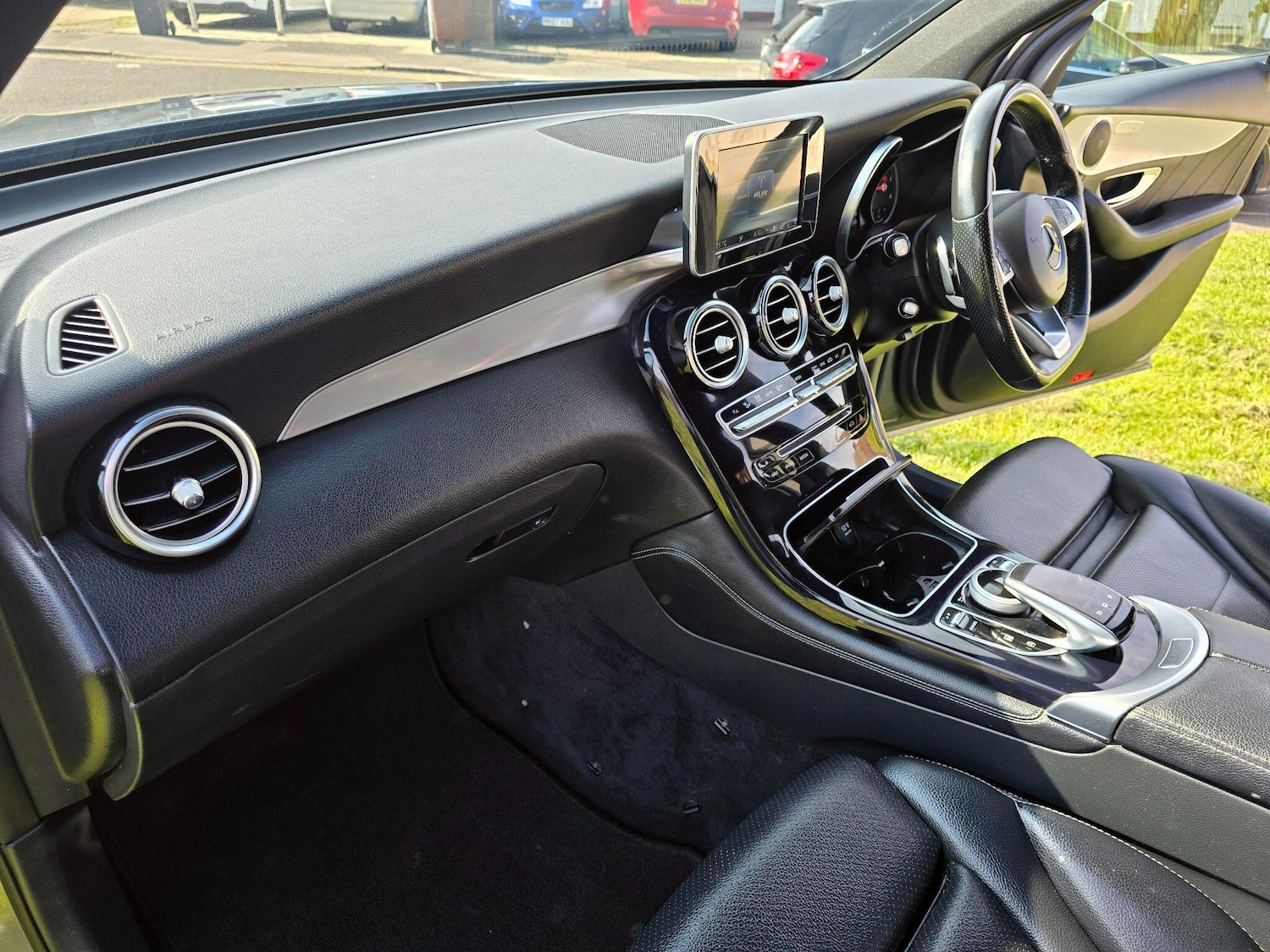 Used Mercedes-Benz GLC 2016 for sale - 77982360: Photo 28