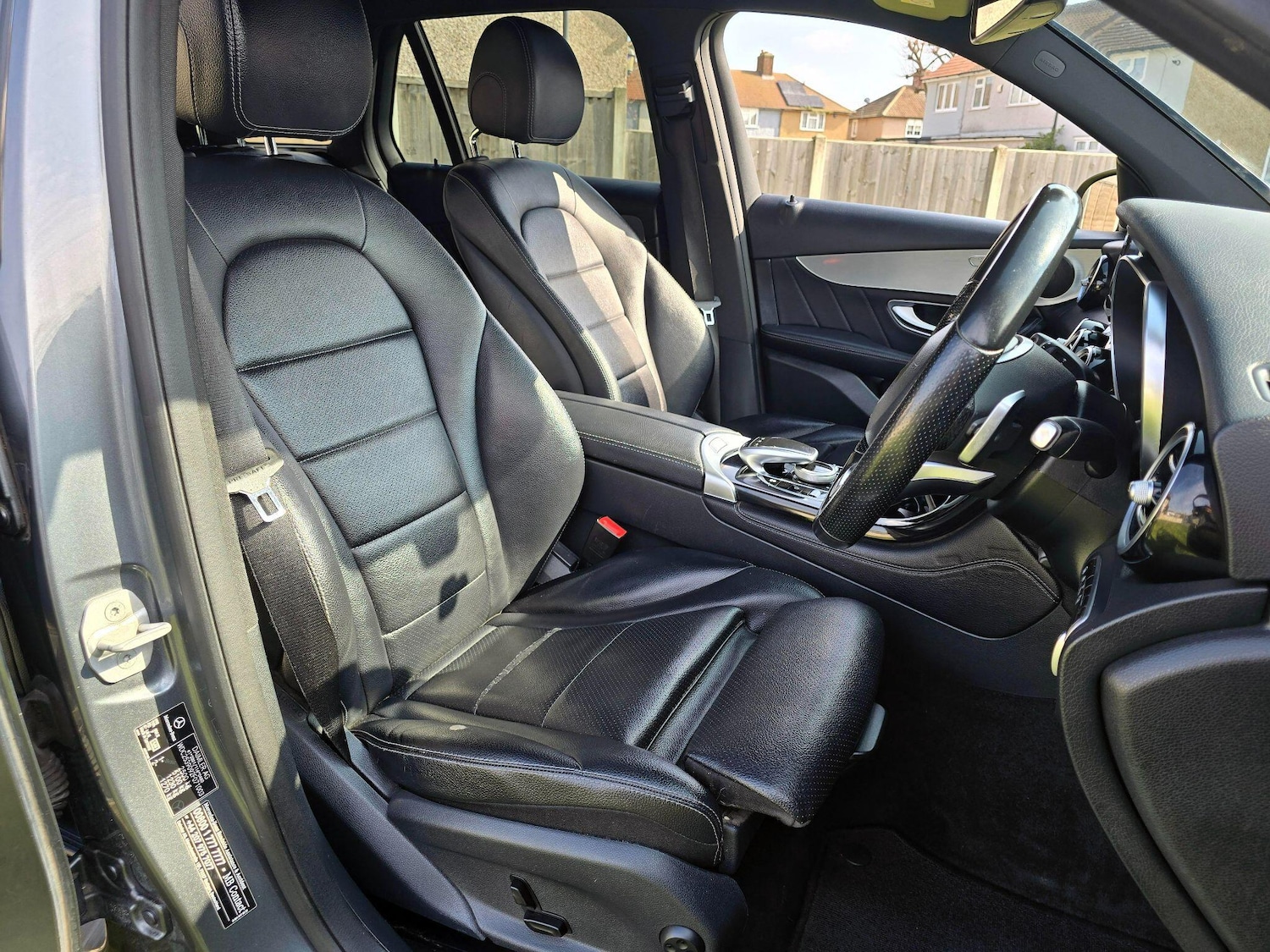 Used Mercedes-Benz GLC 2016 for sale - 77982360: Photo 33