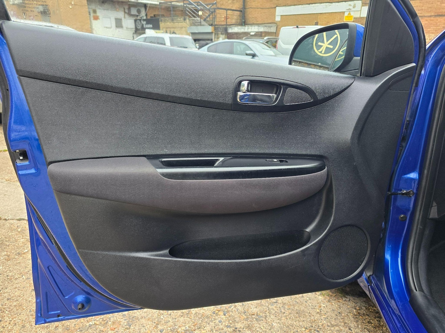 Used Hyundai i20 2011 for sale - 76270042: Photo 10