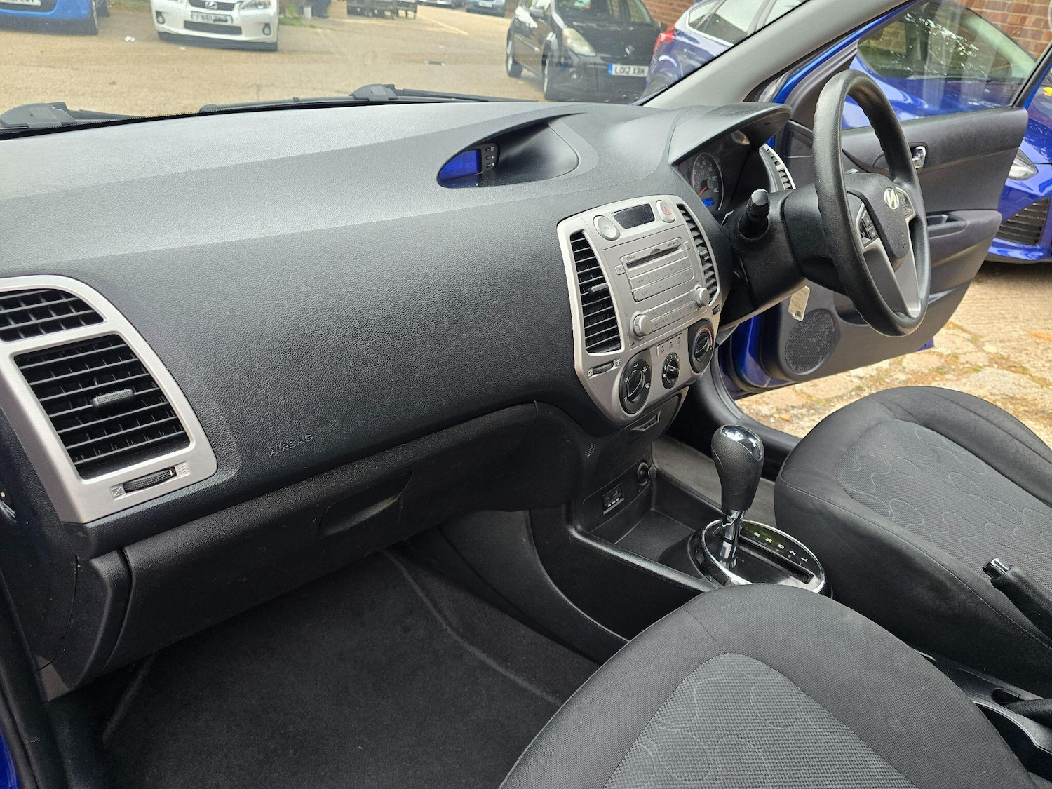 Used Hyundai i20 2011 for sale - 76270042: Photo 18