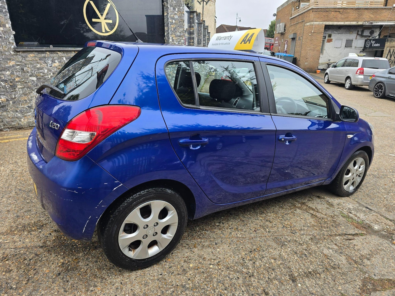 Used Hyundai i20 2011 for sale - 76270042: Photo 6