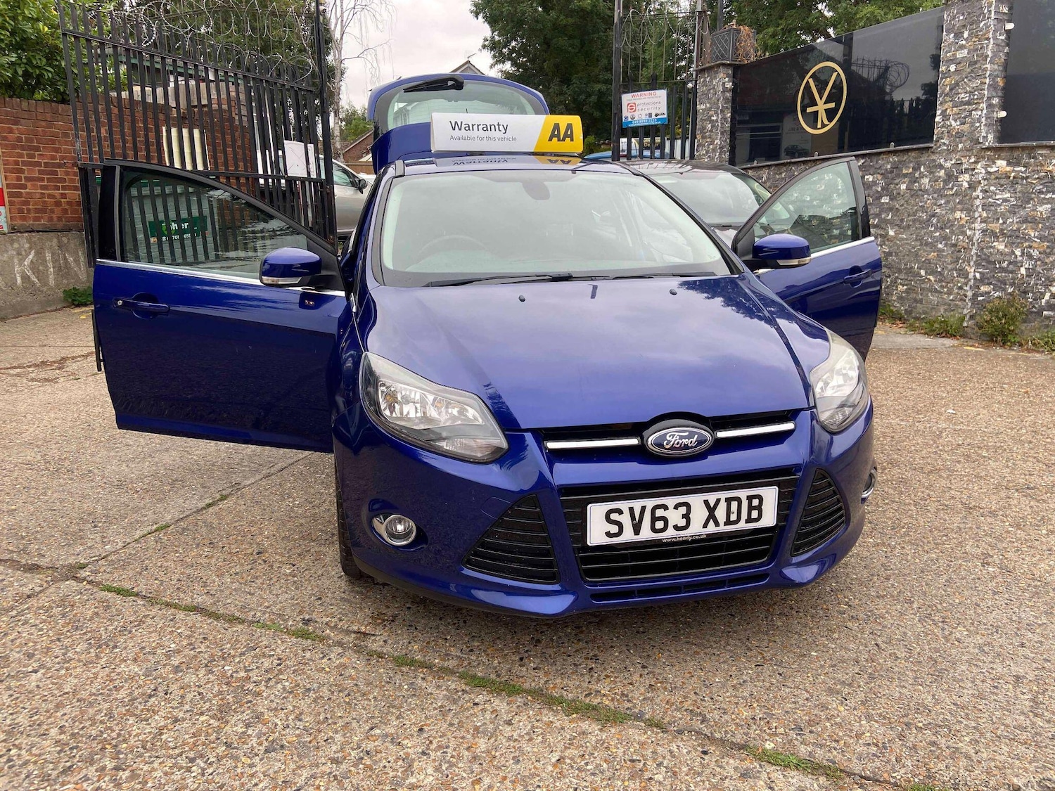 Vehicle 28