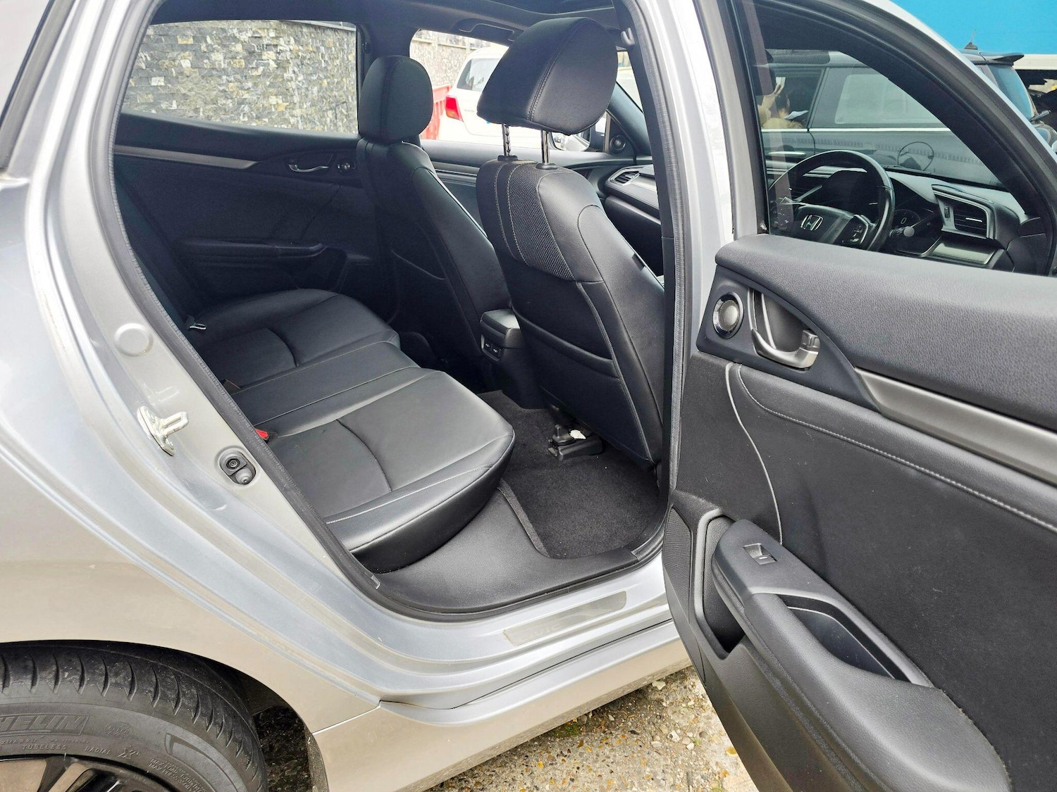 Used Honda Civic 2017 for sale - 78141454: Photo 30