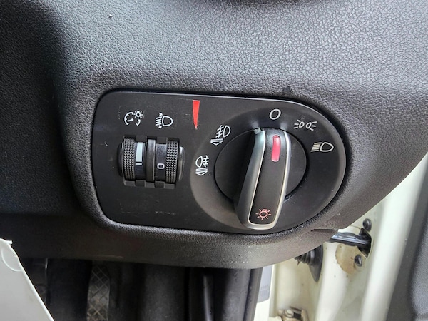 Used Audi A1 2012 for sale - 76270950: Photo 10