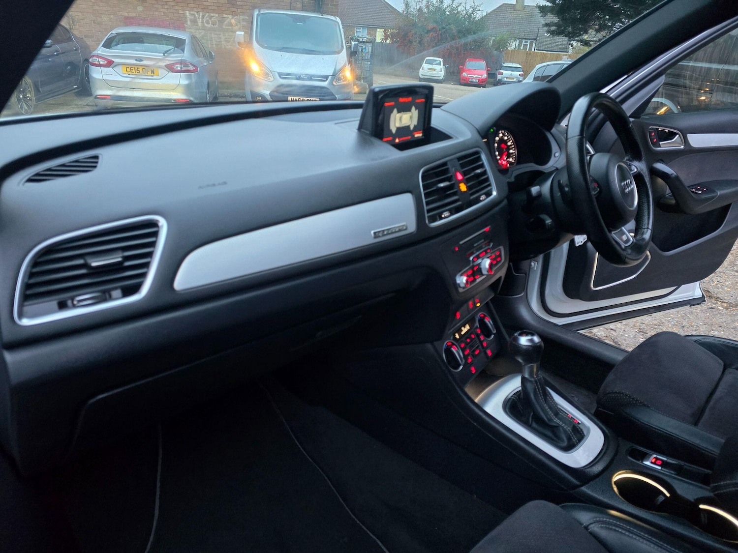 Used Audi Q3 2015 for sale - 77358424: Photo 15