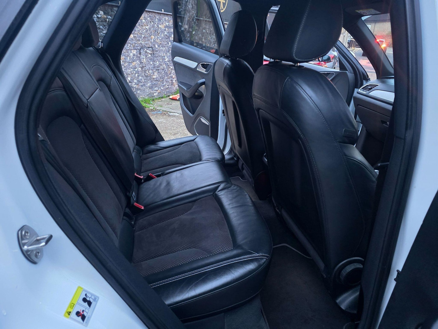 Used Audi Q3 2015 for sale - 77358424: Photo 18