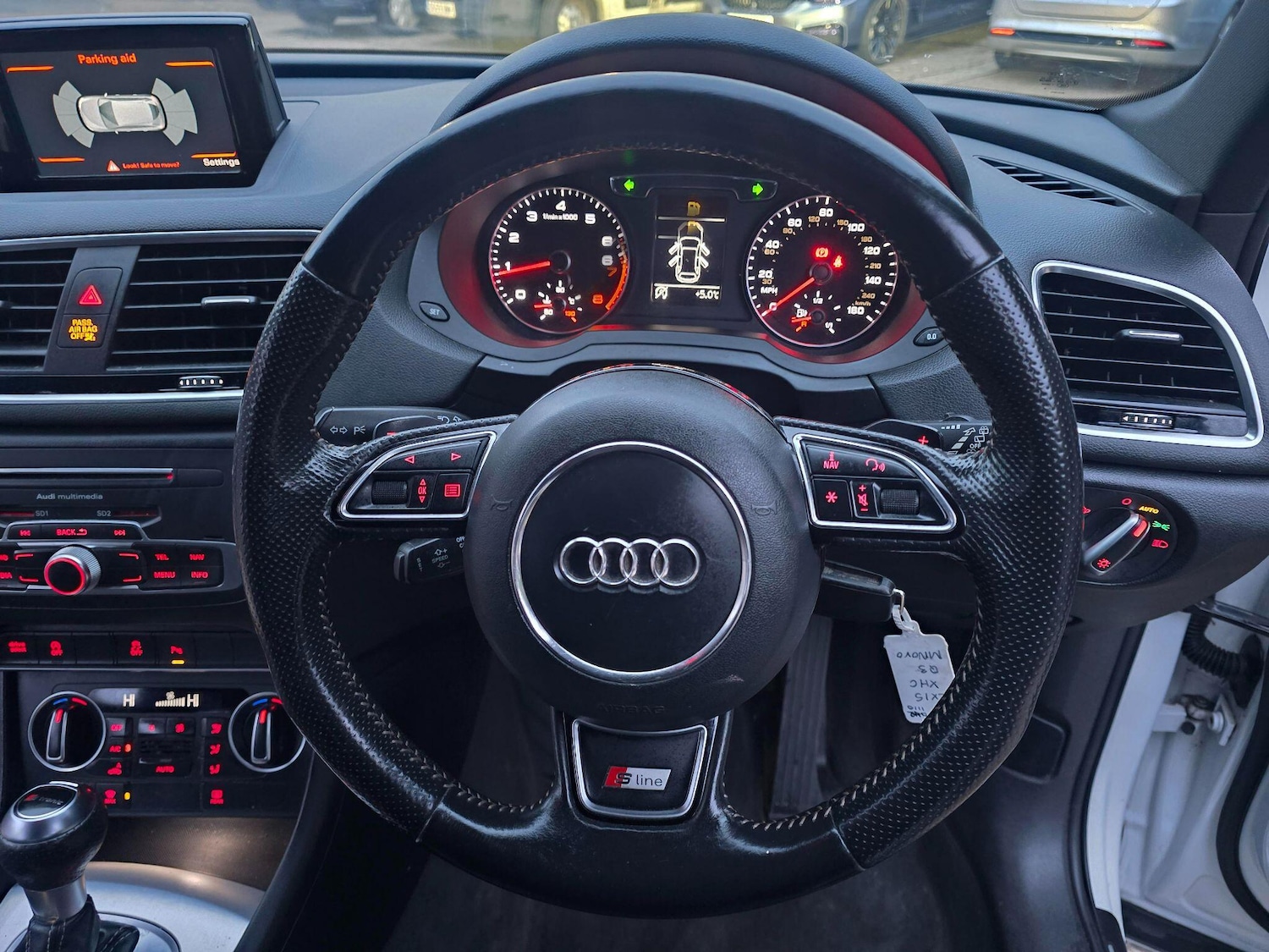 Used Audi Q3 2015 for sale - 77358424: Photo 32